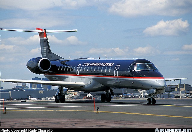 emb-rj-145.jpeg